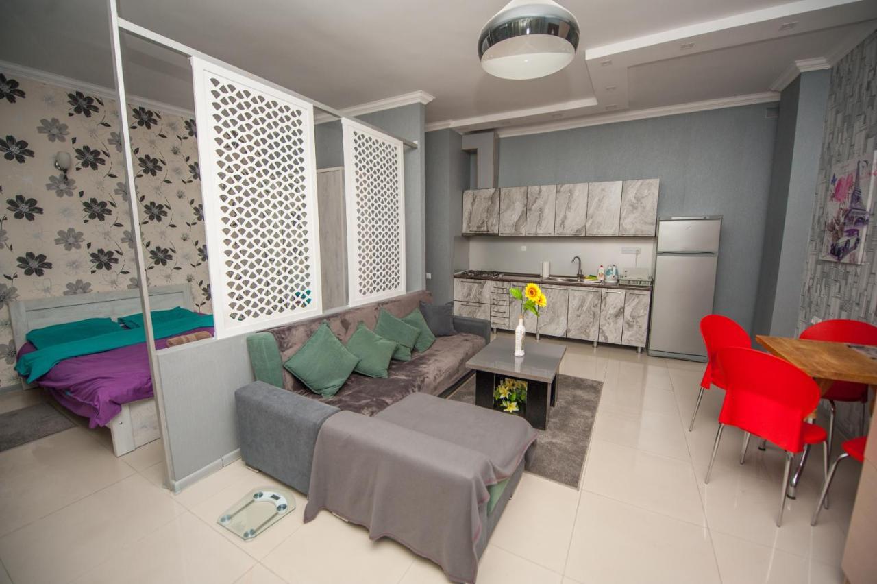 Home Apartments Tbilisi Ngoại thất bức ảnh